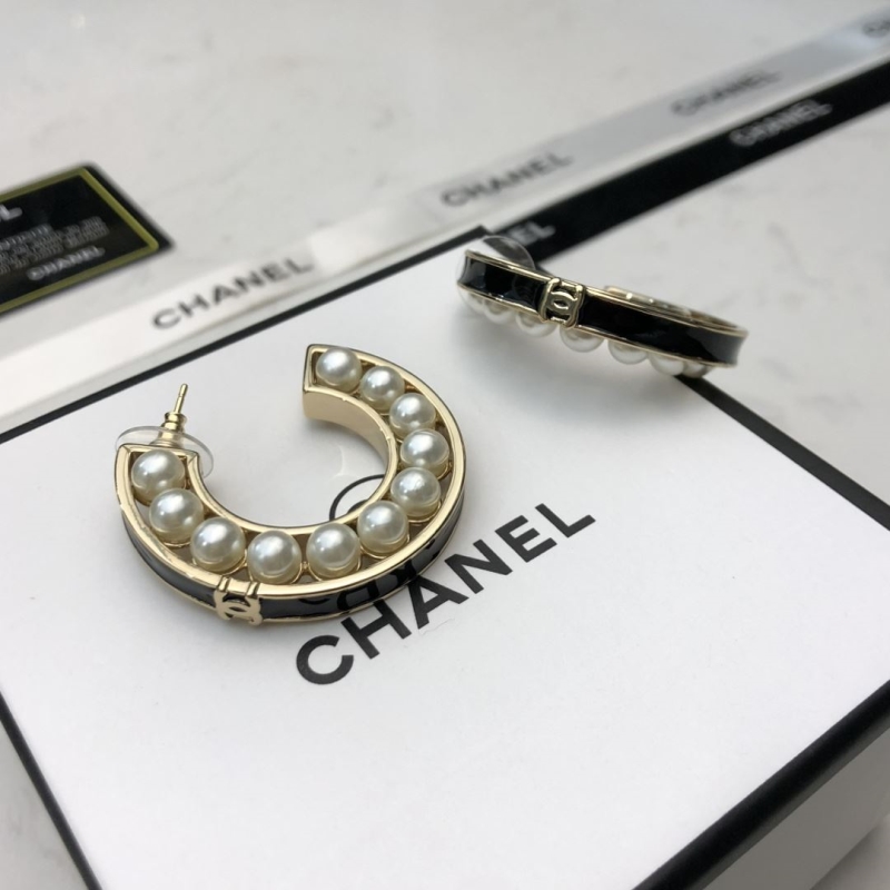 Ch**el earrings